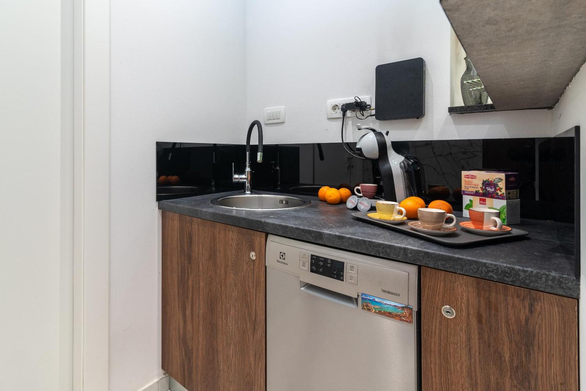Antares Luxury Rooms 2 Сплит Экстерьер фото