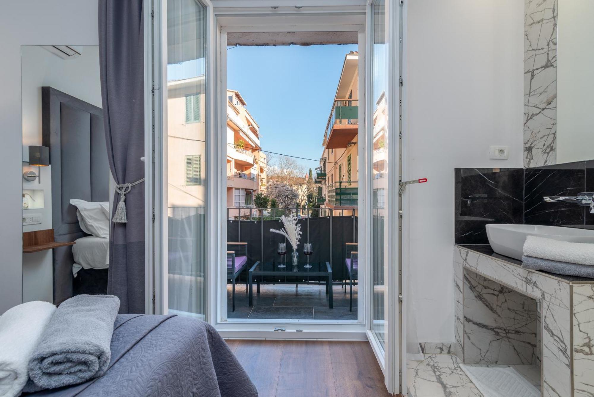 Antares Luxury Rooms 2 Сплит Экстерьер фото